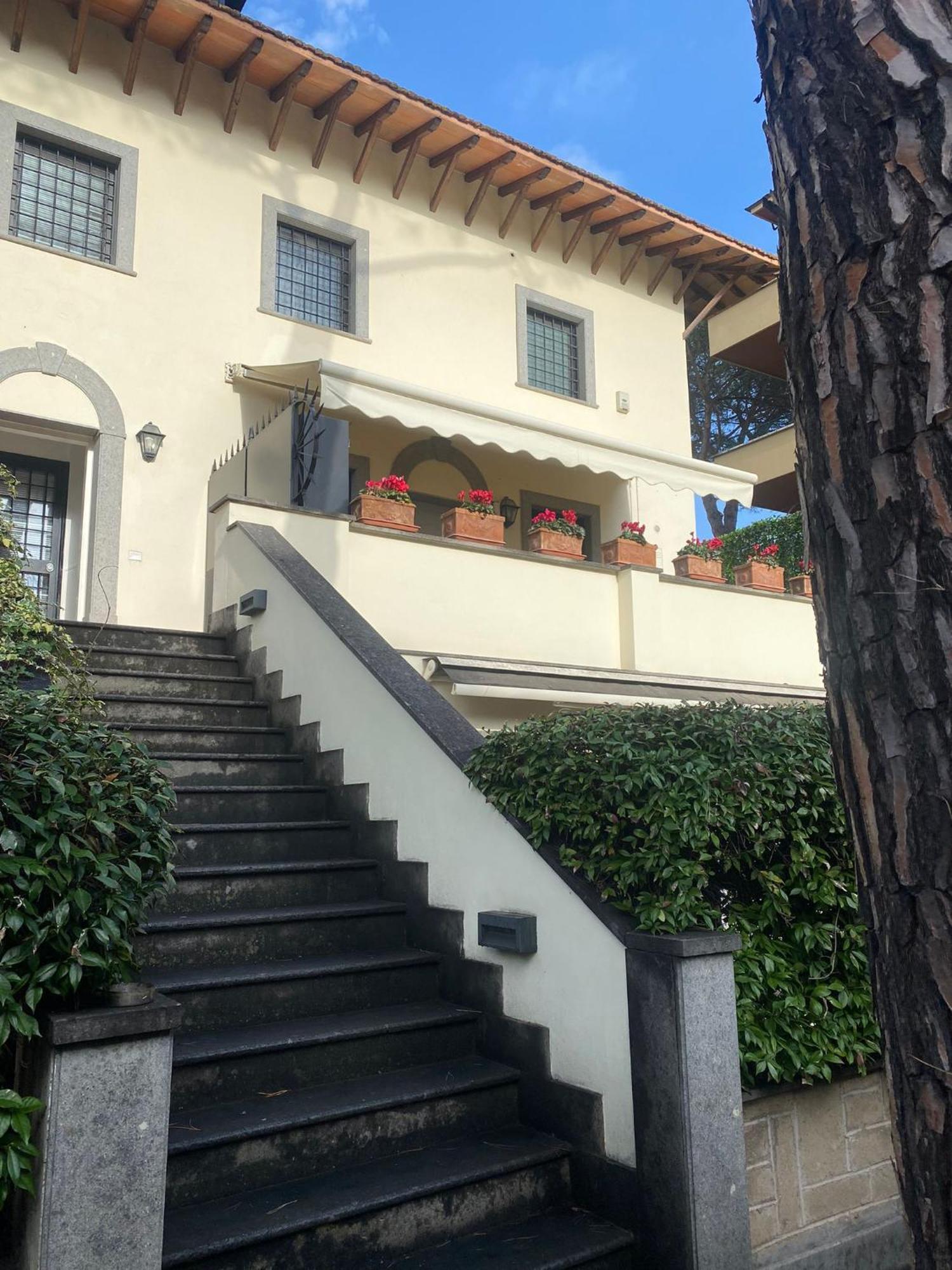 Gemelli Flower's House Rom